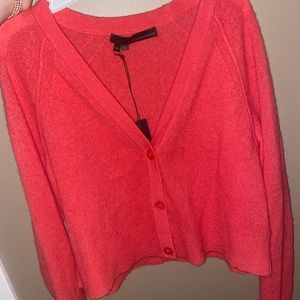 360 Cropped Cashmere Coral Button-down Sweater